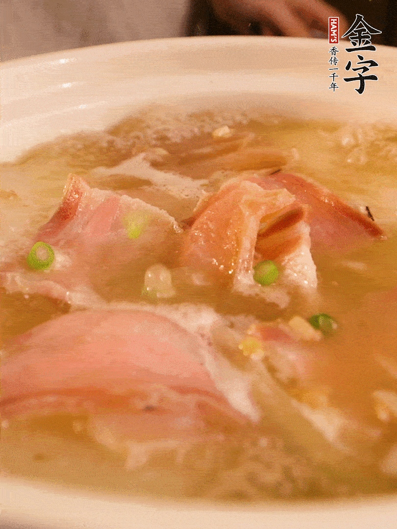 最后撒點(diǎn)蔥花。
